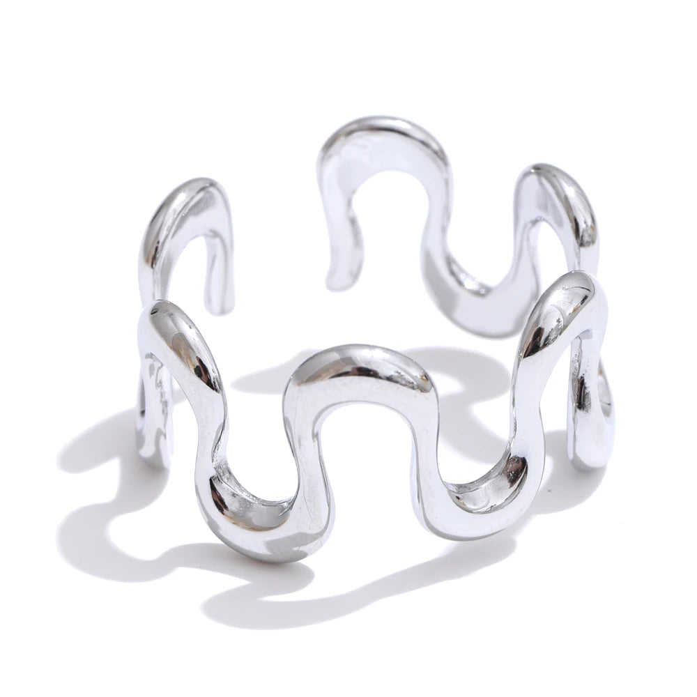 Aurelia Wave Ring