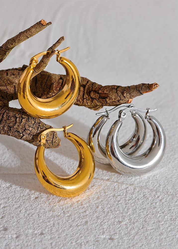 Verra Bold Hoops