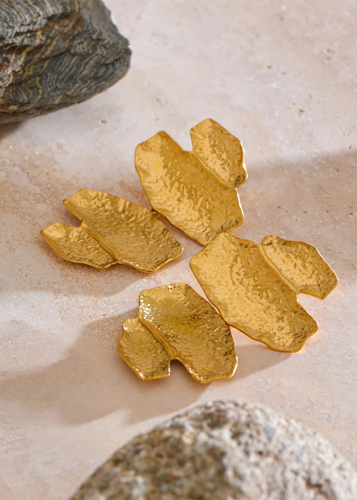 Serava Crest Earrings