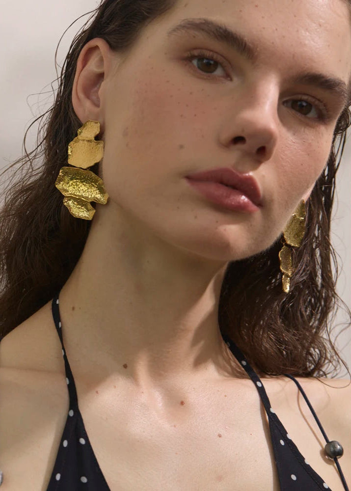 Serava Crest Earrings