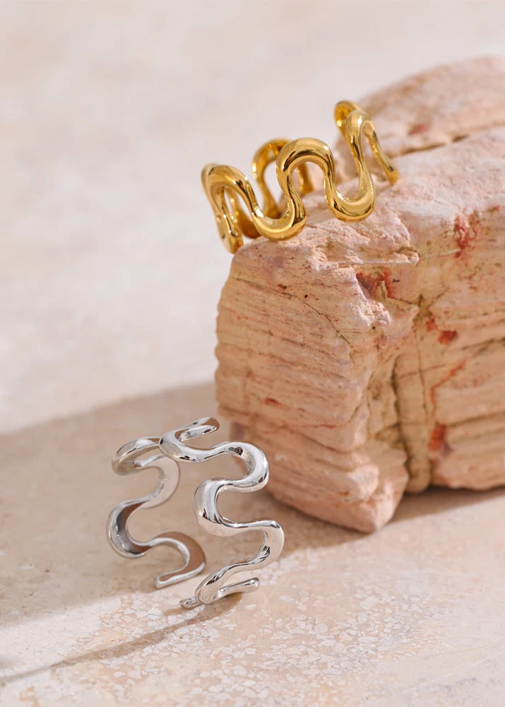 Aurelia Wave Ring