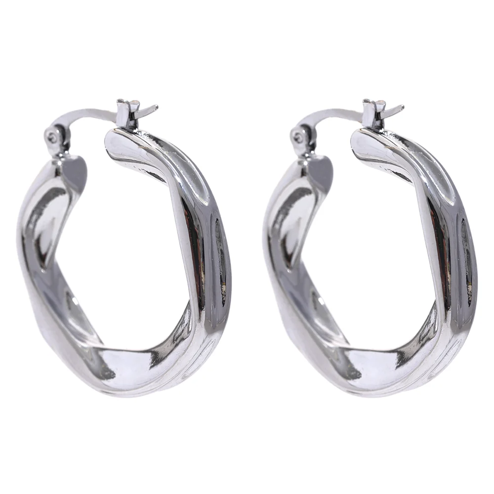 Sorelle Hoop Earrings